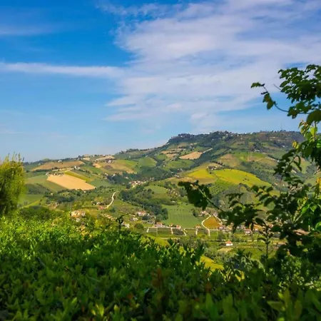 Lägenhet Charming Retreat In San Savino Ascoli Piceno