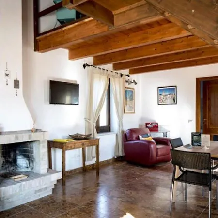 Charming Retreat In San Savino 公寓
